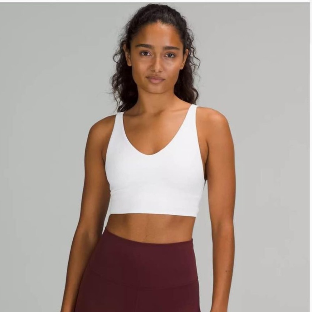 💙 LULULEMON. - BNWOT In Alignment Longline - Size 2, Ocean Air - Picture 1 of 7
